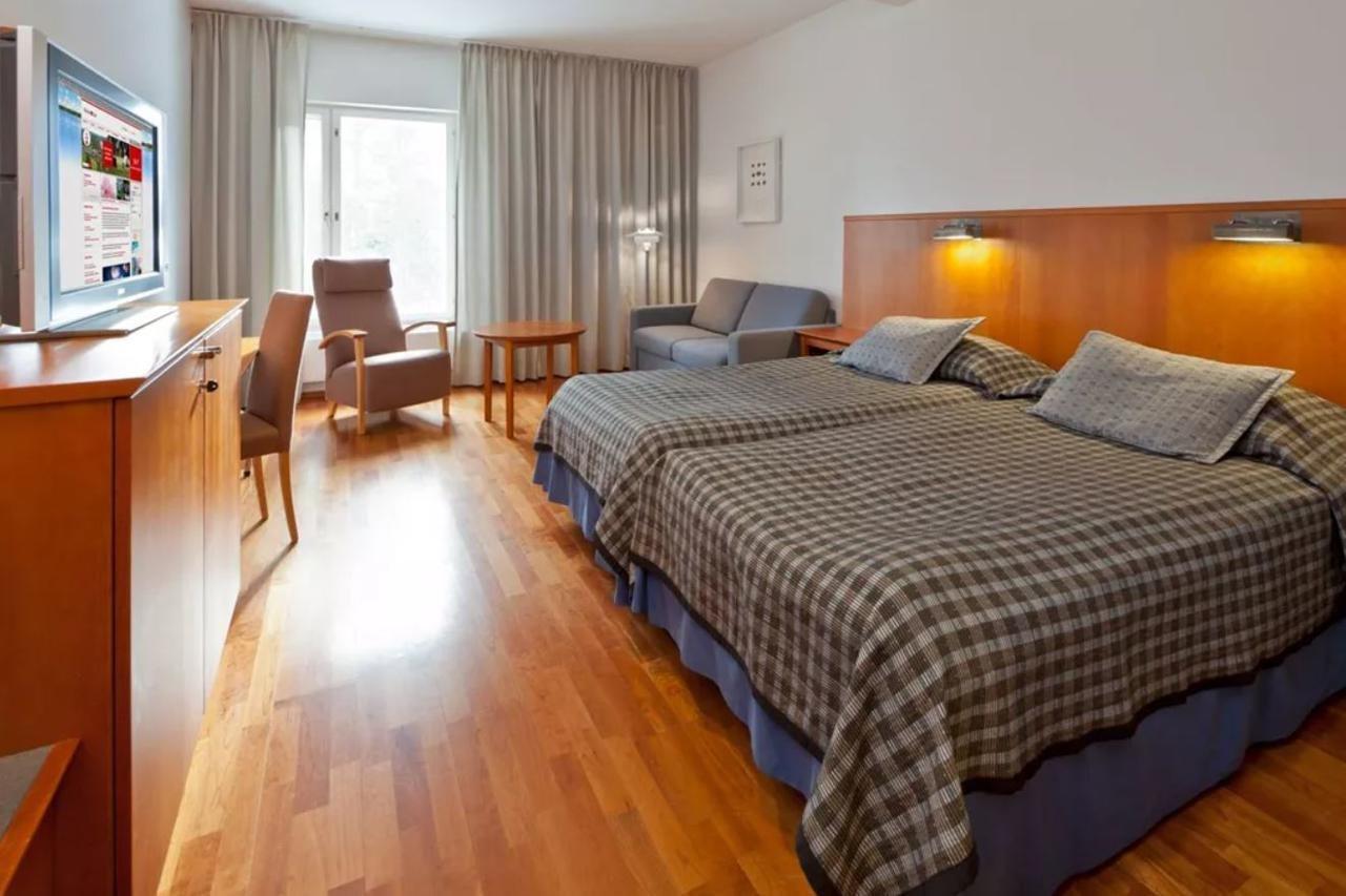 Club Kuusamon Tropiikki Hotel 4*